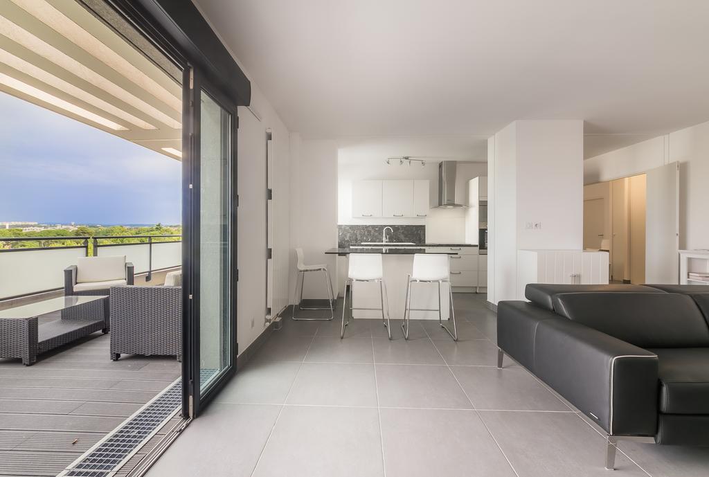 Le 180° Apartment Монпелие Екстериор снимка
